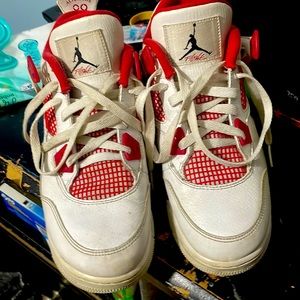 Jordan 4s retro alternative 89 size 7 in men’s